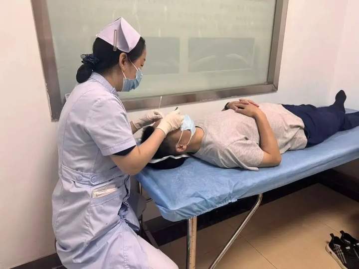 熬夜看世界杯致干眼症频发！这些“数据”比你更懂眼睛的极限