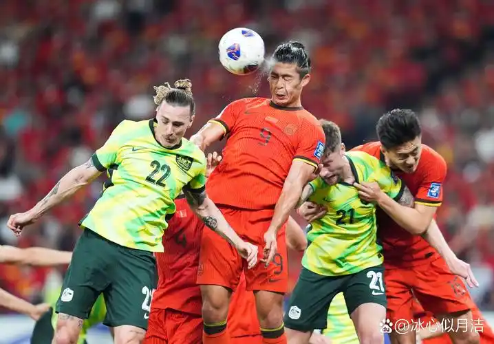 世界杯赛场惊现乌龙连击 美国女足2-0澳大利亚弗里曼头槌建功